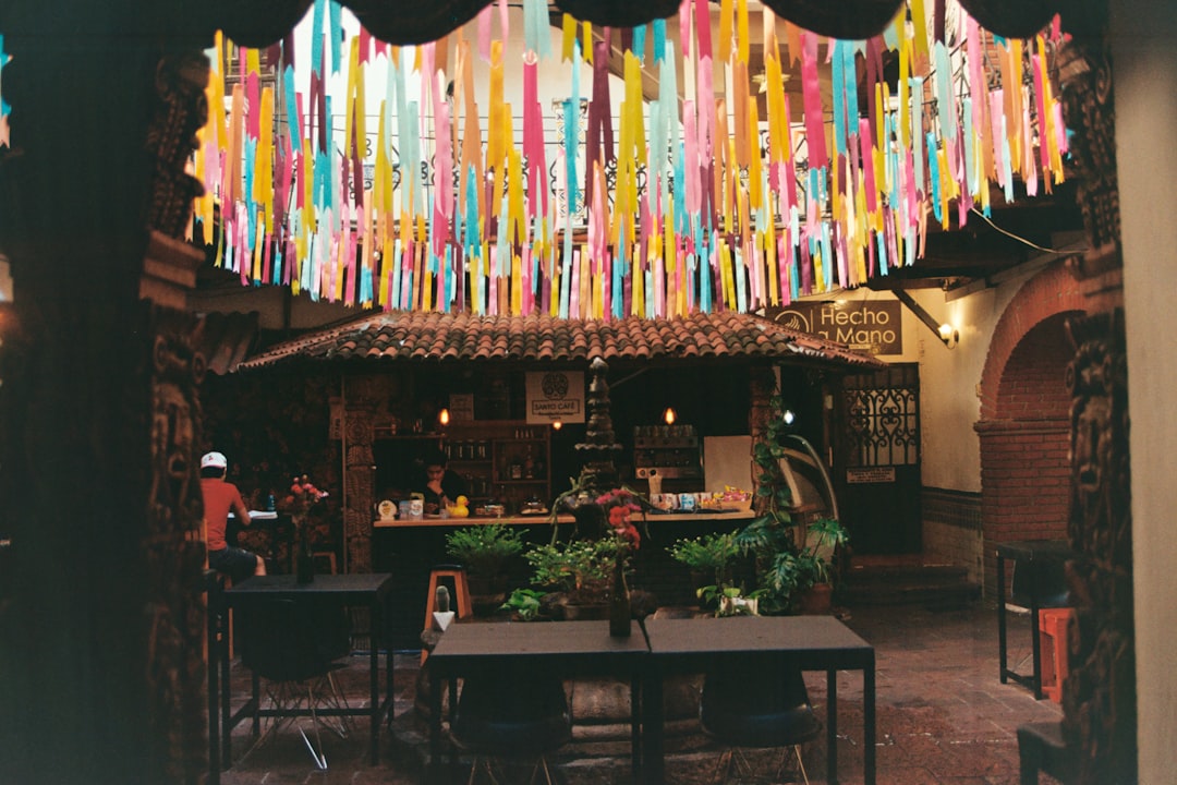 Photo restaurant cu specific local tradițional